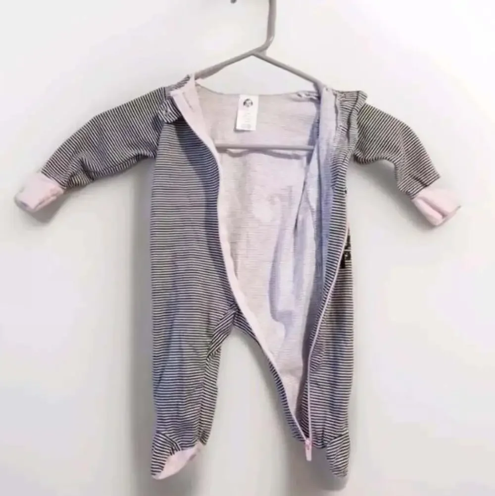 Gerber Baby Girls Bunny Sleep Size 0-3 Months Pink/Black/Grey EUC